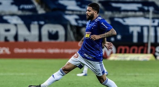 Arthur Caike deixa o Cruzeiro
