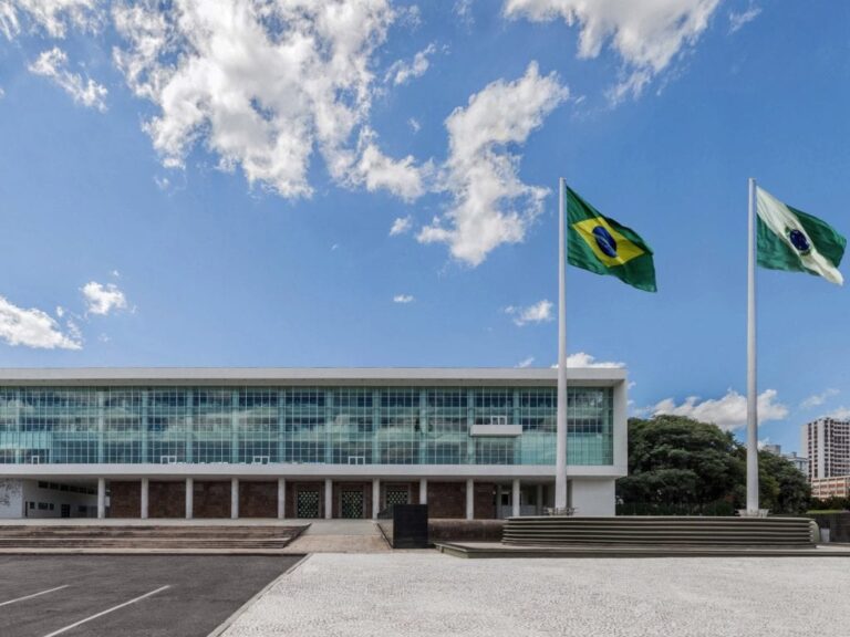 Governo prorroga por mais 10 dias toque de recolher