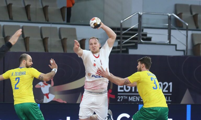 Brasil avança no Mundial de Handebol