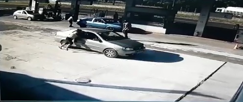 Preso homem que acelerou o carro e arrastou mulher grávida