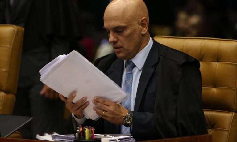 STF: Alexandre de Moraes decide validar decreto do IOF