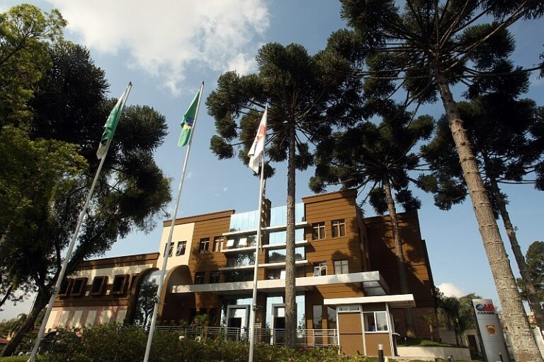Coluna ADI