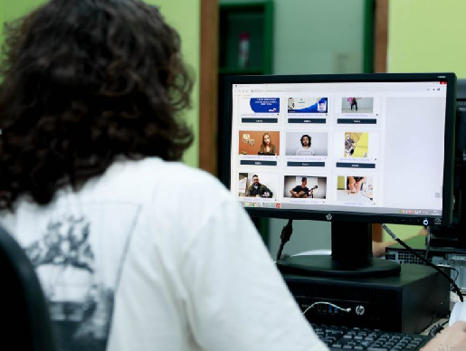Plataforma disponibiliza cursos gratuitos em Maringá