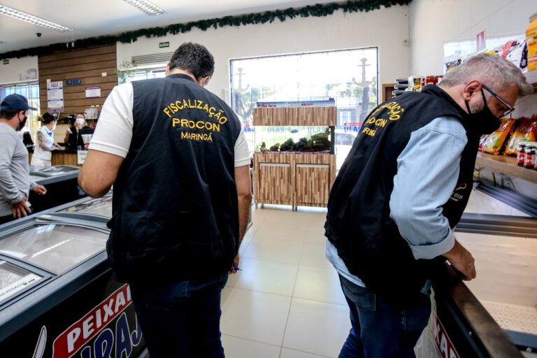 Procon pesquisou preços de pescados em supermercados e peixarias