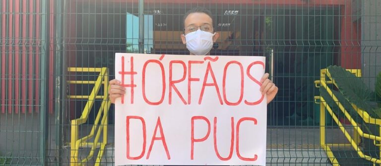 Alunos da PUC protestam contra fechamento do campus