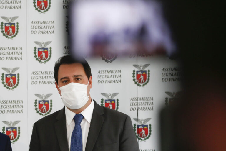 Governo cancela ponto facultativo no Carnaval