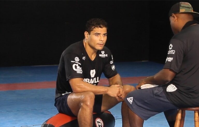 Borrachinha explica porque está fora do combate com Whittaker