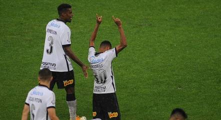 Corinthians se recupera e empata com Palmeiras