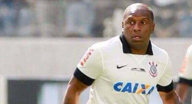 Ídolo do Corinthians, Gilmar Fubá morre aos 45 anos