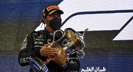 Hamilton vence GP do Bahrain de  F-1