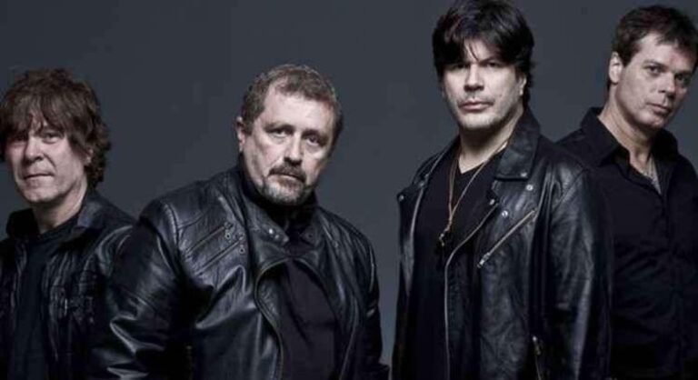 Paulo Ricardo não pode cantar músicas do RPM