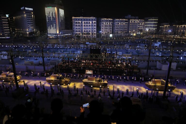 Egito transfere múmias a novo museu em desfile majestoso