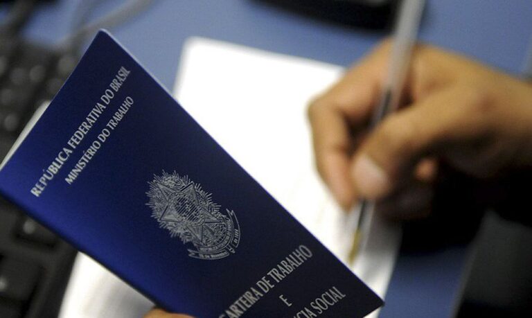 Maringá inicia a semana ofertando 734 vagas de trabalho