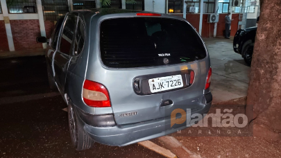 Para fugir da polícia suspeito abandona carro com uma criança dentro