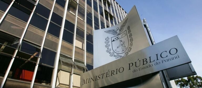 Ministério Público condena servidor por chantagem política
