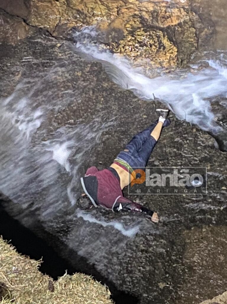 Suspeito de assaltar mulher cai de uma altura de 7 metros e morre