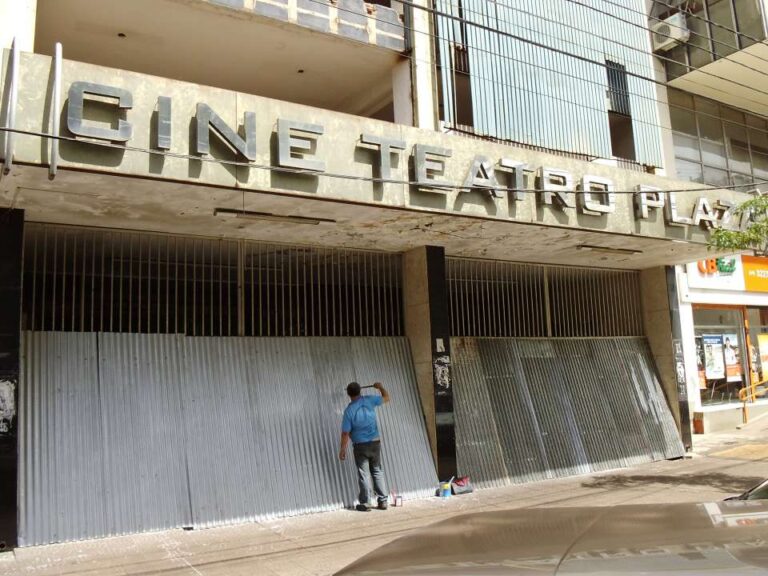 Comissão vai acompanhar compra do Teatro Plaza