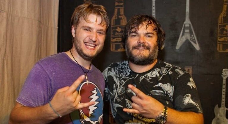 Kevin Clark, baterista do filme Escola do Rock morre atropelado