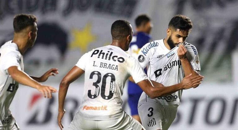 Santos vence o Boca Juniors