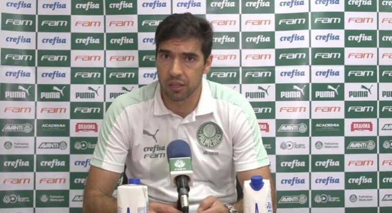 Abel Ferreira renova contrato com o Palmeiras