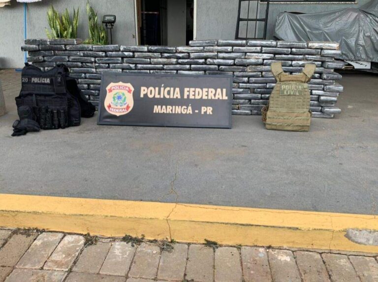 PF apreende caminhão com 168 quilos de cocaína
