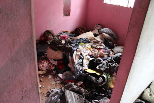 Limpeza Urbana retira quatro caminhões de lixo de casa
