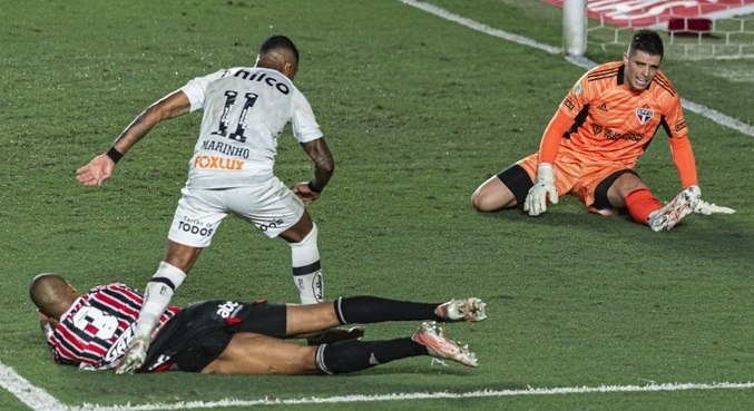 Santos vence São Paulo por 2 a 0