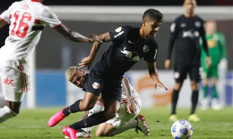 Bragantino reassume a ponta do Brasileirão