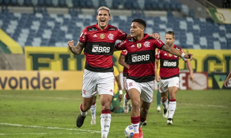 Flamengo vence o Cuiabá