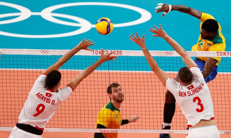 Olimpíada: Brasil passa pela Tunísia na estreia do vôlei masculino