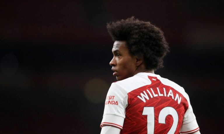 Willian deixa o Arsenal e fecha com Corinthians