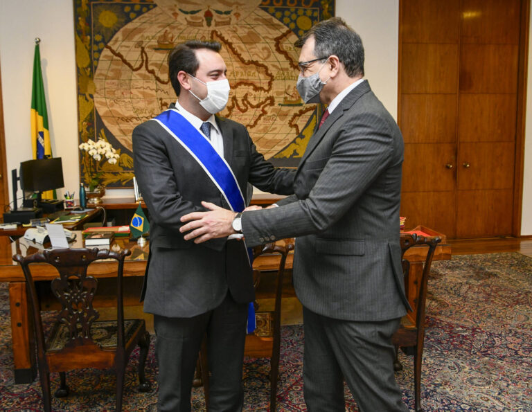 Governador é homenageado com a Comenda da Ordem de Rio Branco