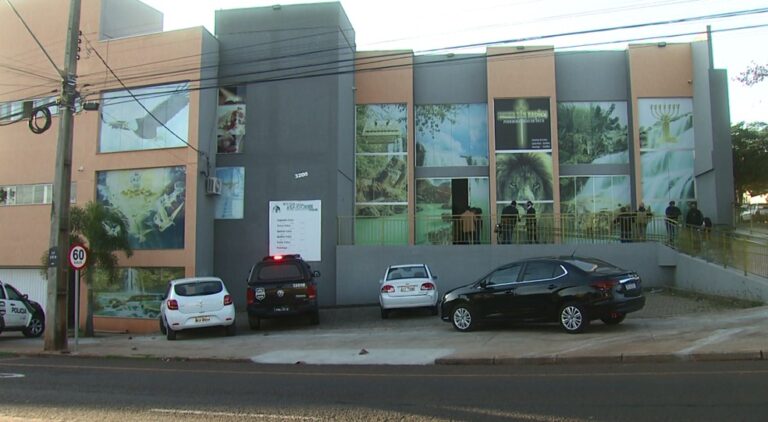 Líderes religiosos deixam a cadeia e vão para a prisão domiciliar