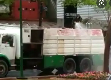Prefeitura esclarece caminhão público molhando plantas em dia de chuva