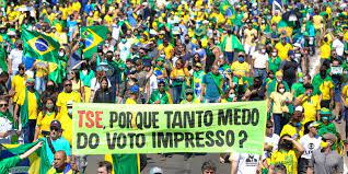 Manifestações pelo voto auditável reúnem pessoas em várias capitais