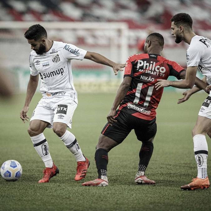 Santos perde para Athletico na Copa do Brasil