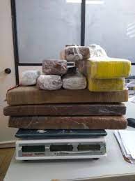 Polícia prende suspeitos de tráfico de drogas