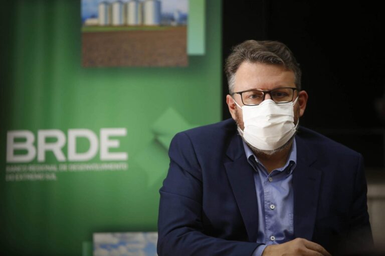 Coluna ADI