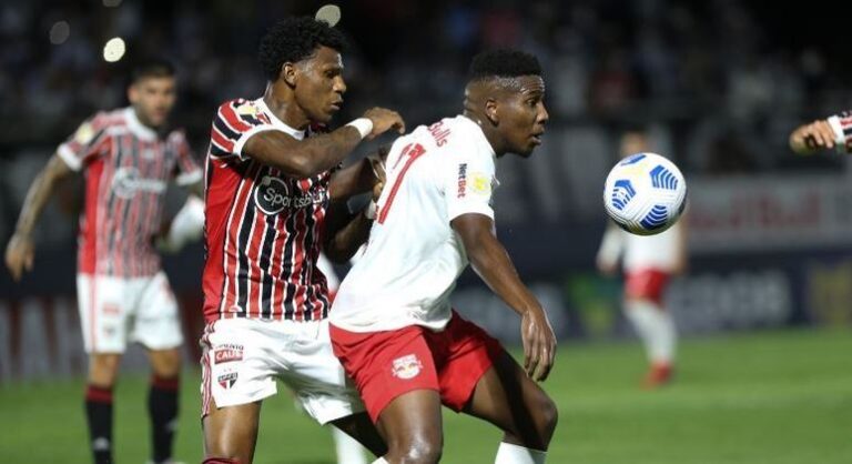 Bragantino vence o São Paulo
