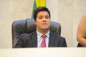Chefe da Casa Civil cumpre agenda em Maringá