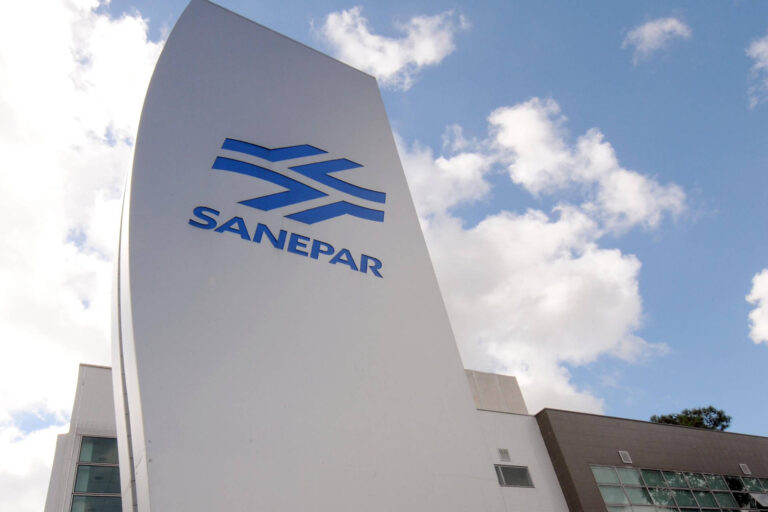Prefeitura recorre na CCJ contra rejeição de acordo com a Sanepar