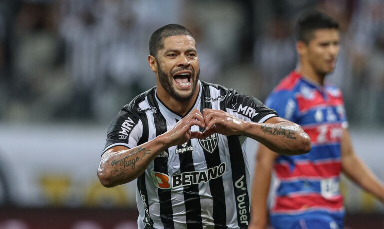 Atlético-MG goleia o Fortaleza e fica perto da final