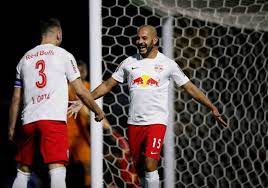 Bragantino vence Sport