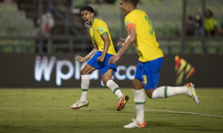 Brasil vence Venezuela nas Eliminatórias