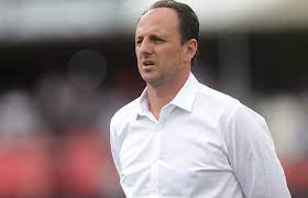 São Paulo acerta com o técnico Rogério Ceni