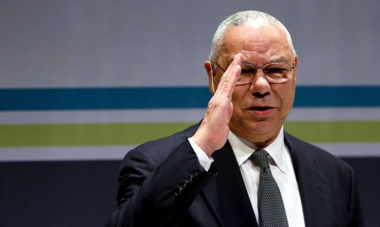 Morre, aos 84 anos, o general Colin Powell