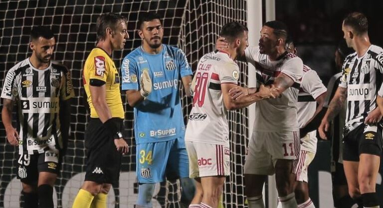 São Paulo empata com Santos