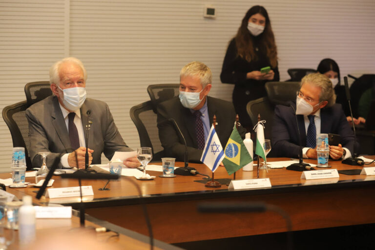 Paraná e Israel assinam cooperação para intercâmbios