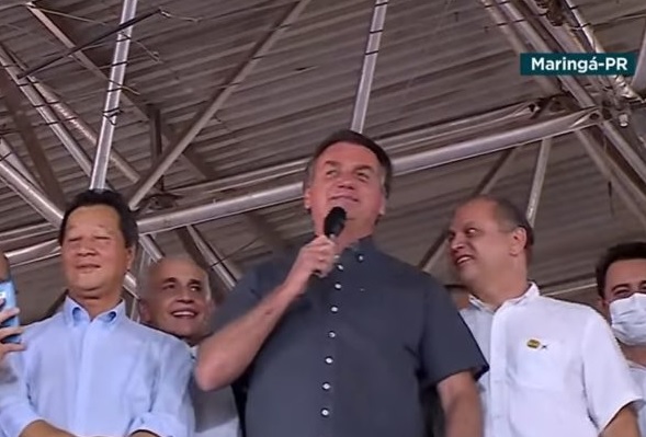 Presidente Bolsonaro entrega melhorias feitas no Aeroporto de Maringá