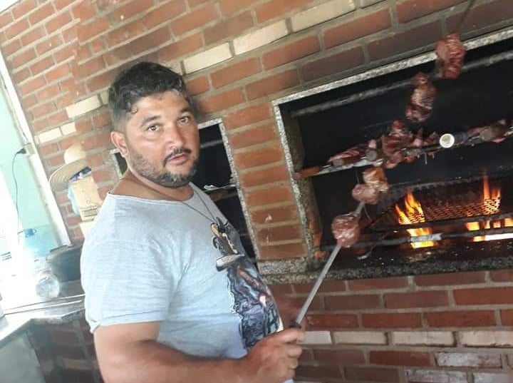 Homem morre eletrocutado quando manobrava guindaste